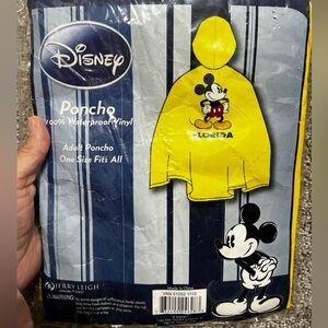 Disney Mickey Mouse Florida Yellow Adult Size Waterproof Poncho Size OS NEW